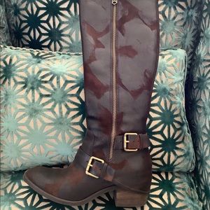 Donald Pliner Distressed Boots 7.5 BRN